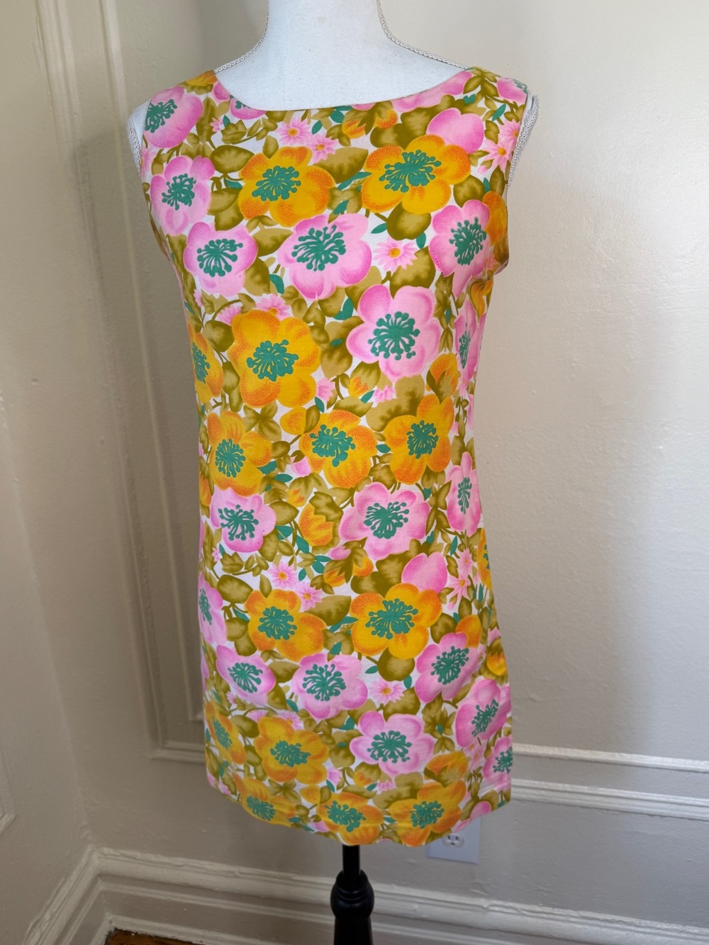 1960s Mod Gogo Flower Power Barbiecore Cotton Dress by Etell Made in Japan